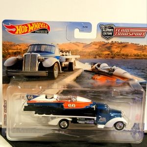 HOT WHEELS 2022 CAR CULTURE TEAM TRANSPORT: HW CLASSIC HYDROPLANE & SPEED WAZE